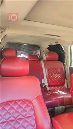 تۆیۆتا لاند کروزەر